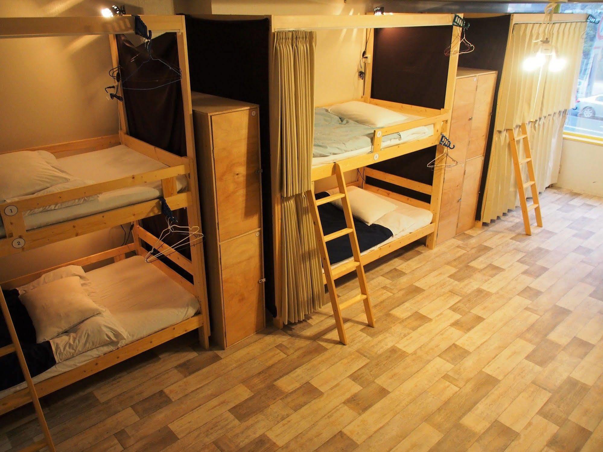 Hostel Chill Out Ōsaka Extérieur photo